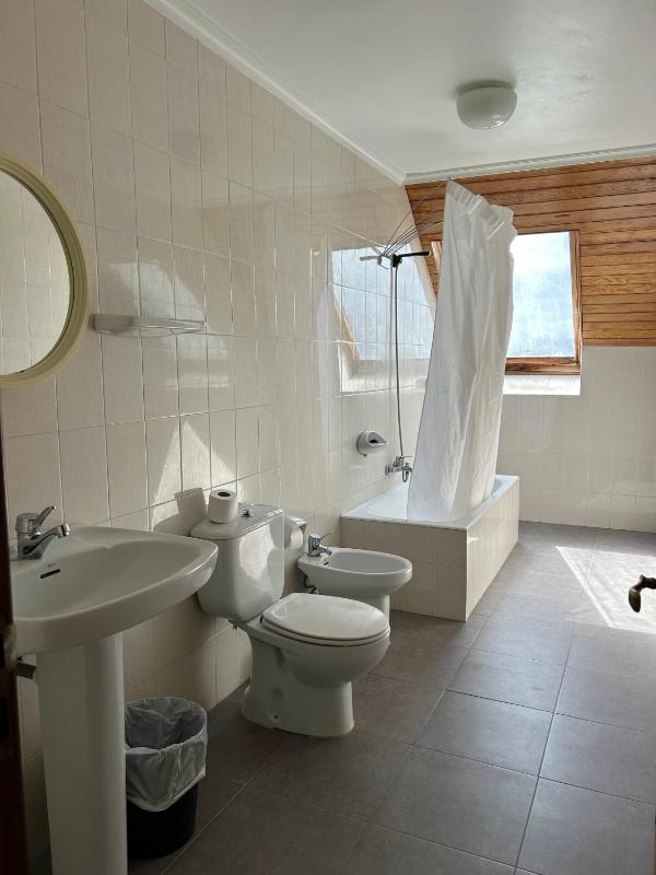 2 Bedroom Apartment with Terrace (5 Adults) image 3
