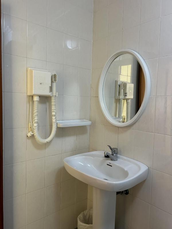 One-Bedroom Apartment with Terrace (3 Adults) image 2