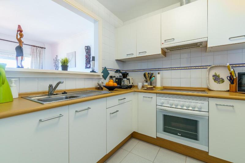 Puerta Del Mar Penthouse Beachfront - Happy Rentals - image 23