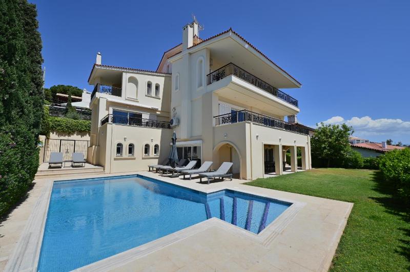 Villa Domus Riviera Images
