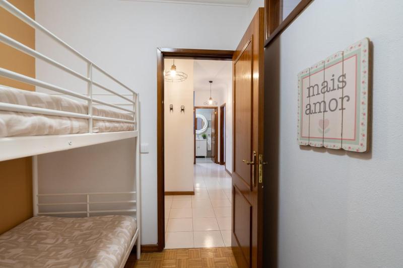 GuestReady - Modern 2BR Flat in Vila Nova de Gaia - image 21