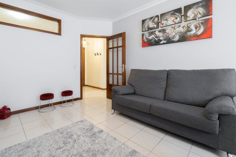 GuestReady - Modern 2BR Flat in Vila Nova de Gaia - image 18