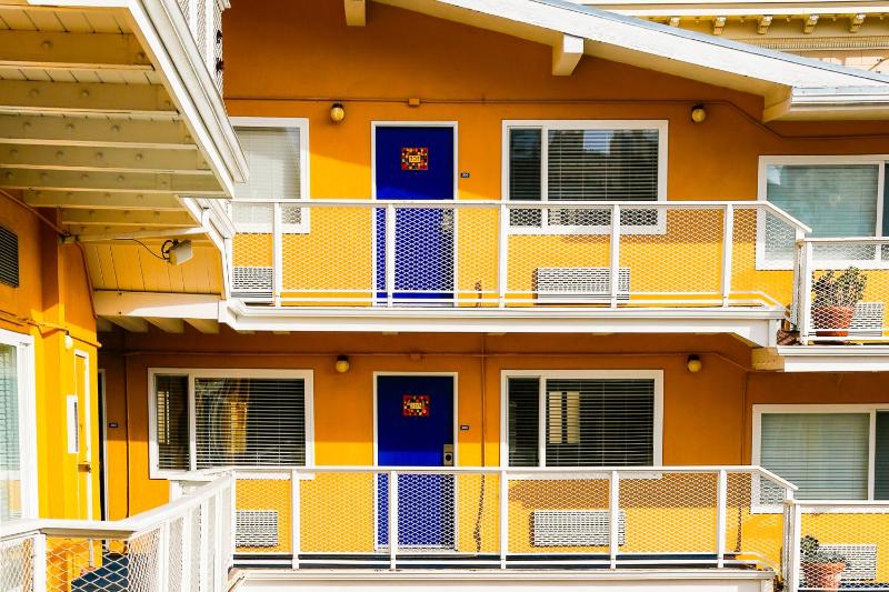 Hotel Del Sol - image 9
