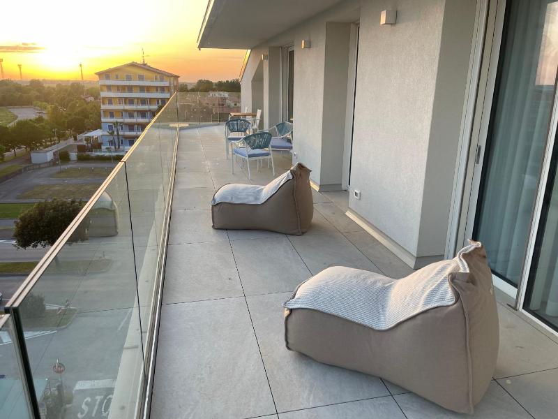 Haus Margarete - Attico Infinity Vista Mare con Jacuzzi - Agenzia Cocal - image 3