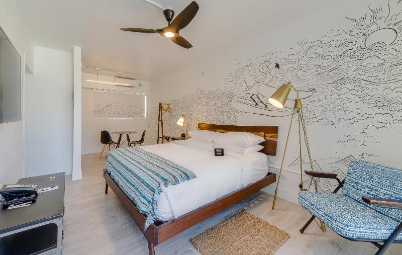 Plunge Beach Resort - image 31