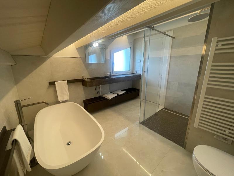 Haus Margarete - Attico Infinity Vista Mare con Jacuzzi - Agenzia Cocal - image 12