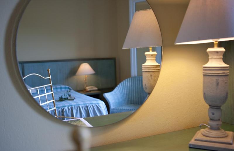 Triple Room with Sea View image 3