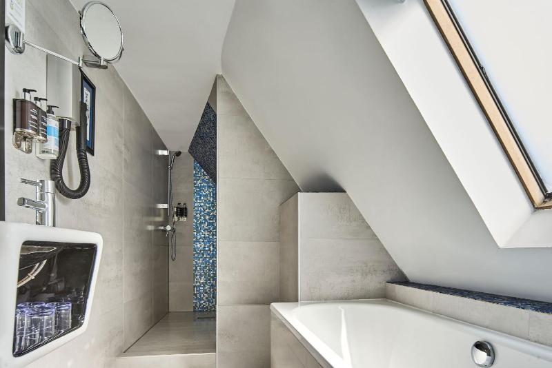 Suite image 2