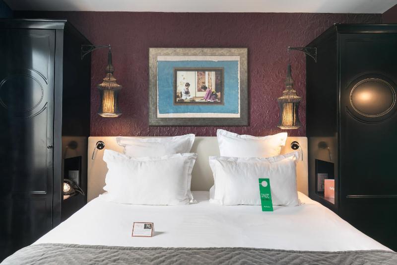 Superior Double or Twin Room image 3