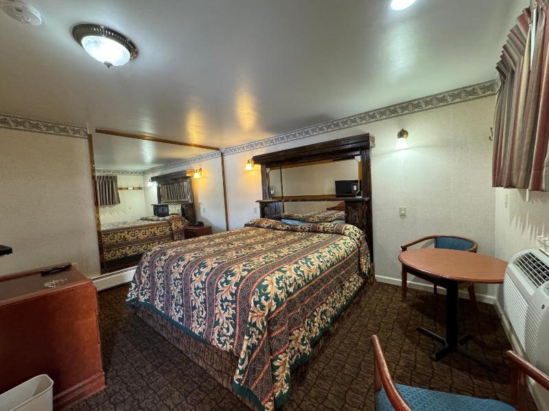 King Suite image 1