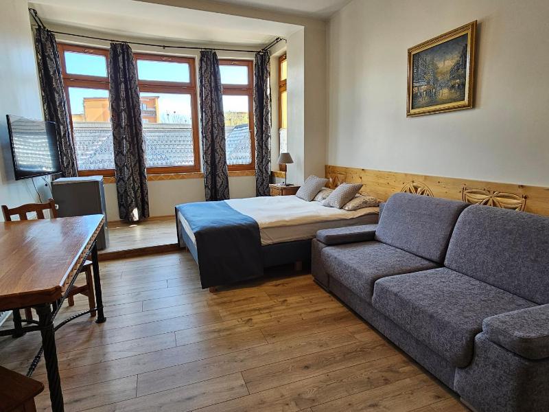 Triple Room image 1