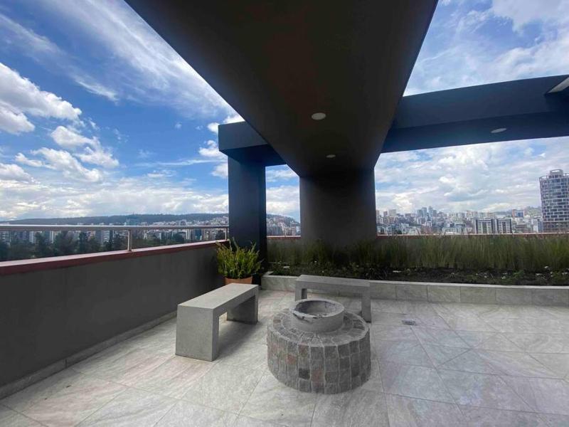 Espectacular vista panorámica en Quito - image 7