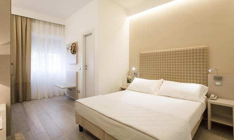 Quadruple Room image 3