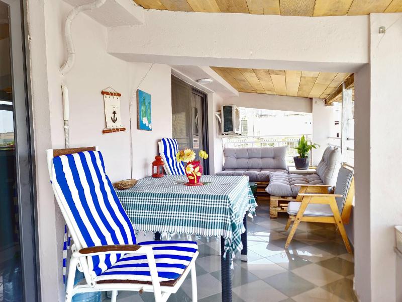 SUNTAN Lovely Apartment - image 15