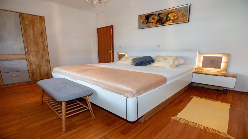 Apartments with parking space Lopar Rab - 22674 - image 35