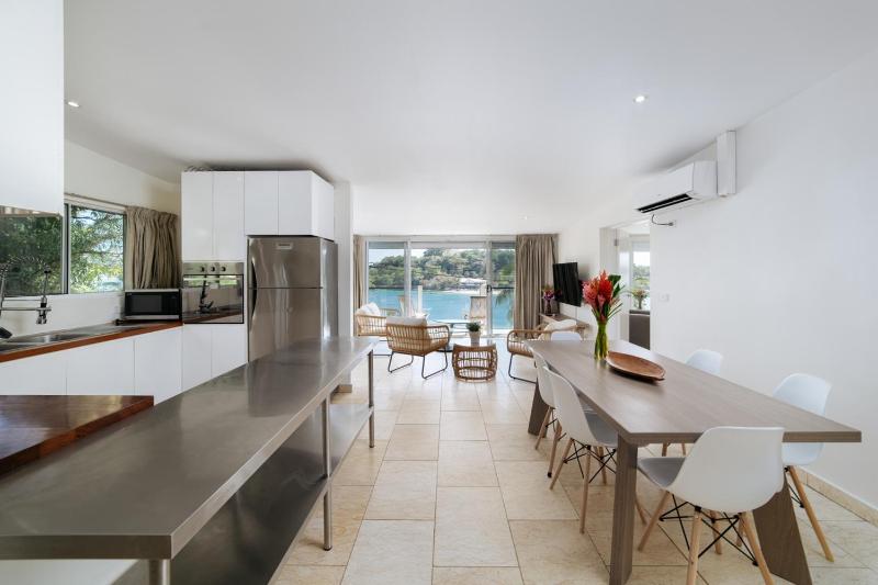 Mariner Apartments - image 1