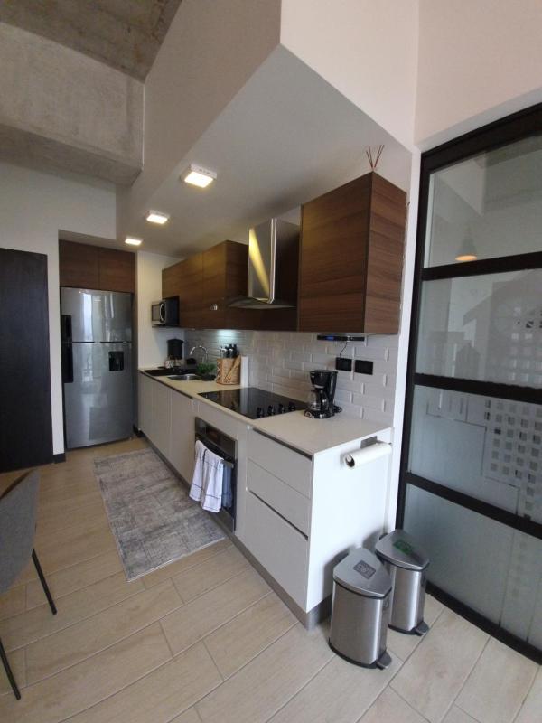 Turin 2BR Zona 10 Luxury Suite - Pool Jacuzzi Gym & View - image 15