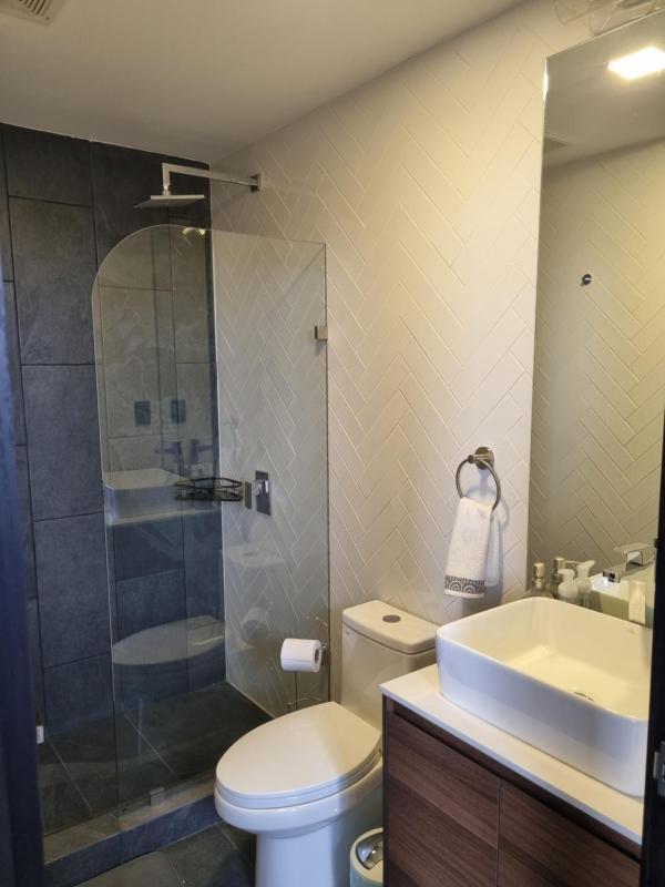 Turin 2BR Zona 10 Luxury Suite - Pool Jacuzzi Gym & View - image 6