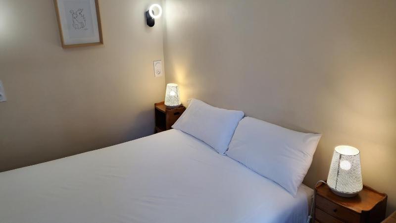 Single Room image 1