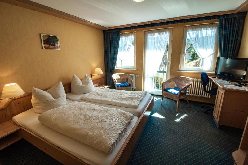Single Room image 4