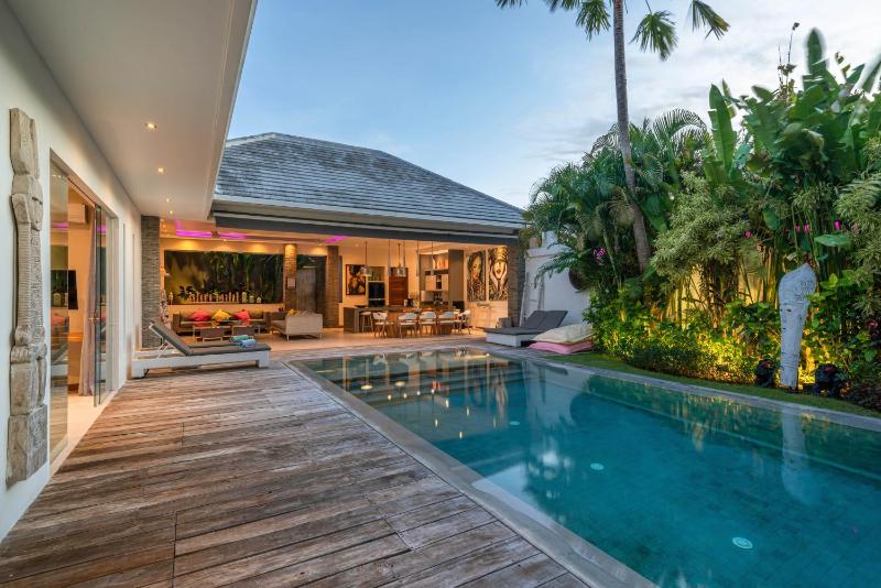 Villa Sawah - 3bd in Seminyak Center - image 13