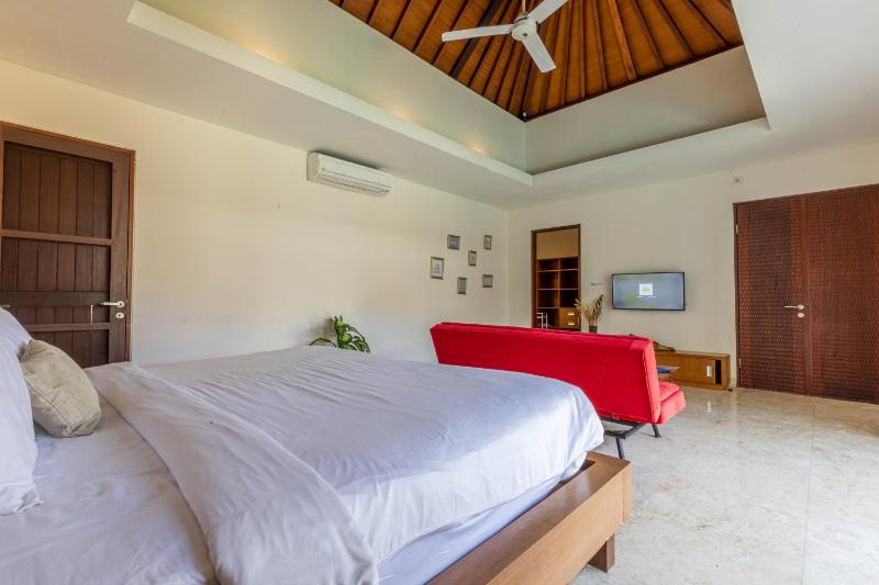 Villa Harmony Canggu - image 36