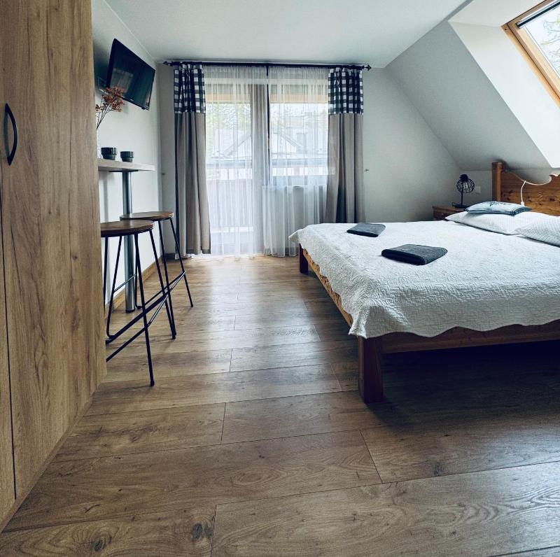 Double Room image 1