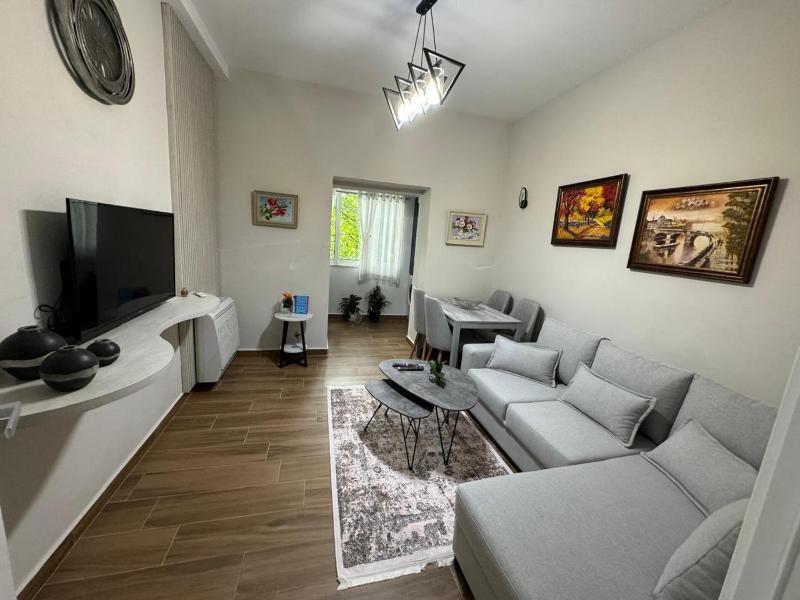 AMI BLLOKU APARTAMENT - image 7