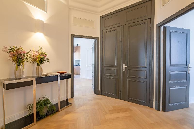 Studio Apartment image 4