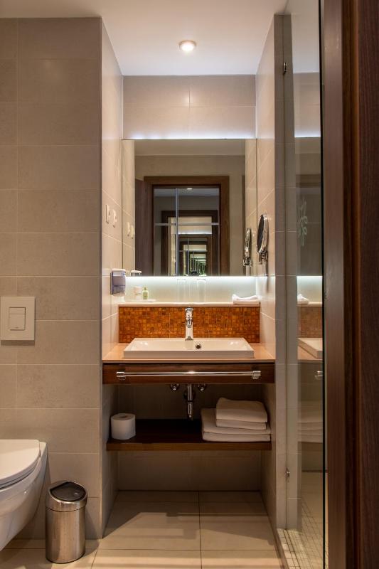 Double Room with Patio image 1
