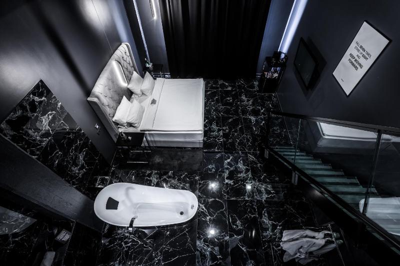 Manhattan Loft image 1