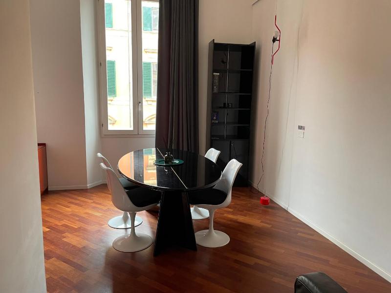 Whouse suite apartament indipendenza - image 9