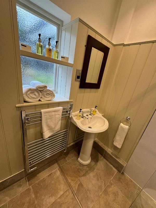 Cottage image 2