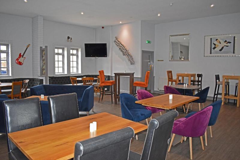 Quality Hotel Coventry - image 17