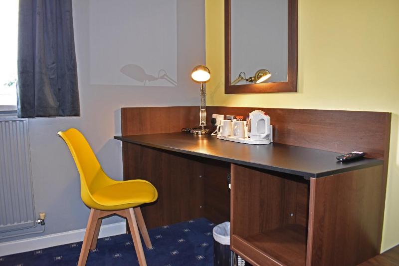 Business Double Room image 3