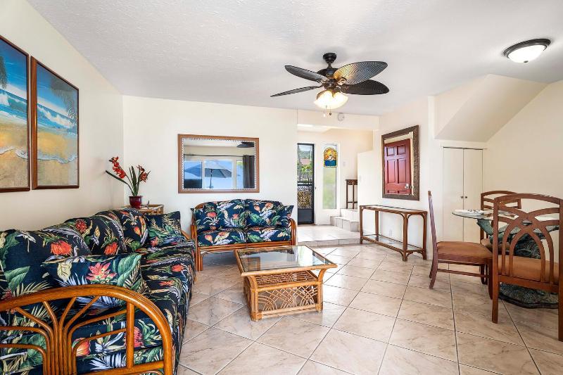 Keauhou Kona Surf and Racquet Club Townhouse# 185 - image 2