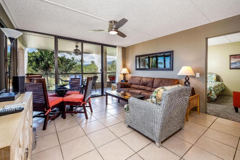 Kona Pacific B409 - image 9