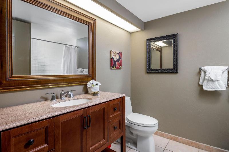 Kona Pacific B409 - image 27