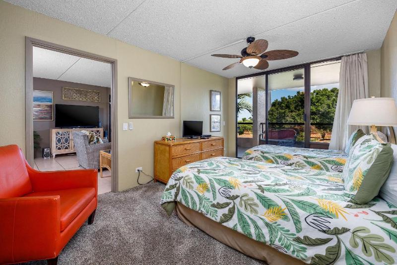 Kona Pacific B409 - image 6