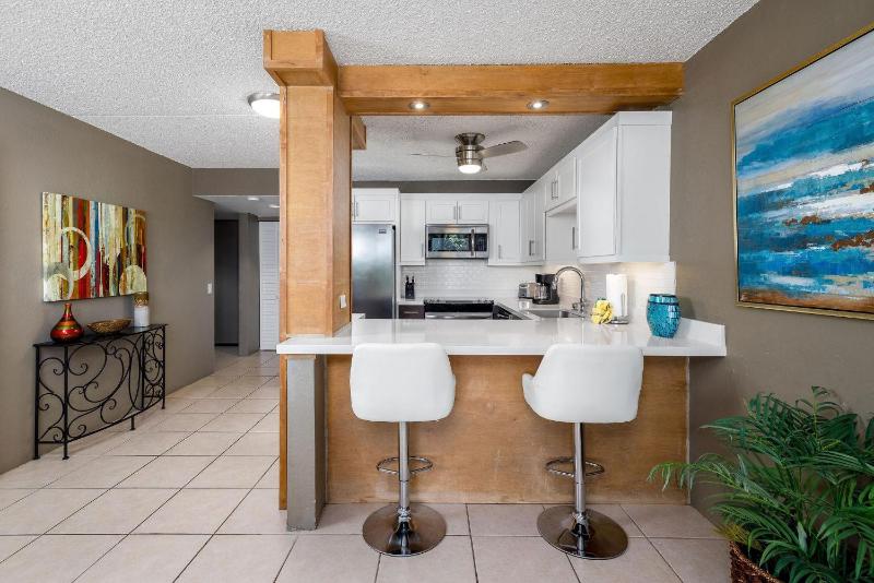 Kona Pacific B409 - image 4