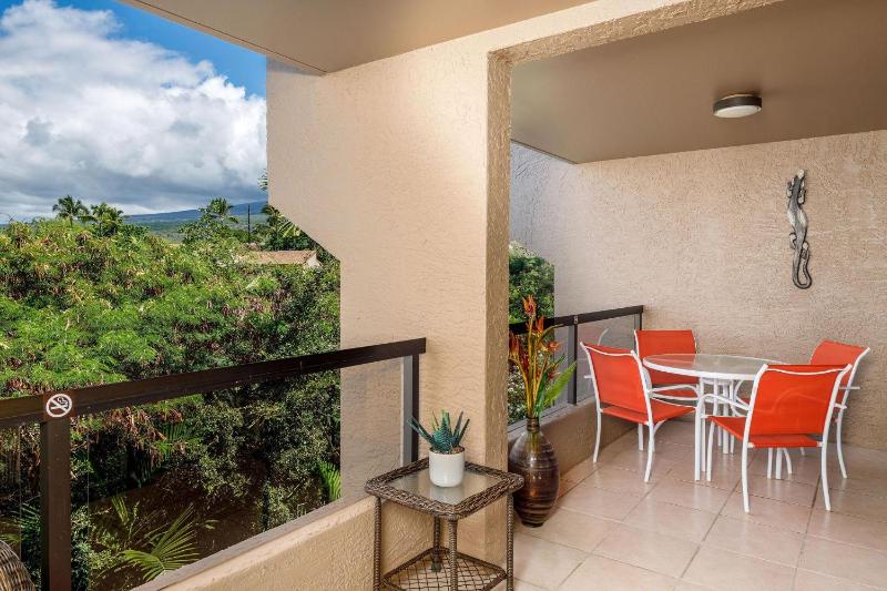 Kona Pacific B409 - image 31