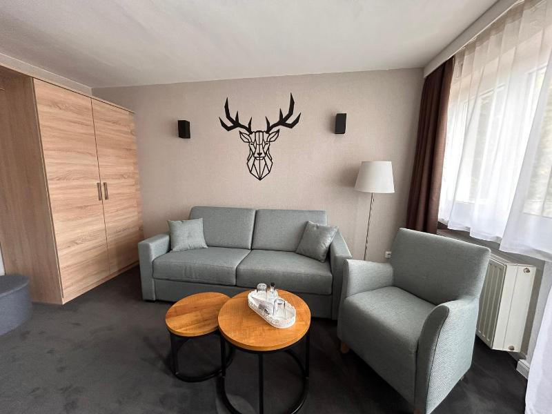 Junior Suite with Balcony image 1