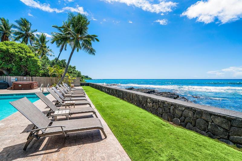 Banyan Tree 301: Oceanfront 2/2 Remodeled with AC - image 7