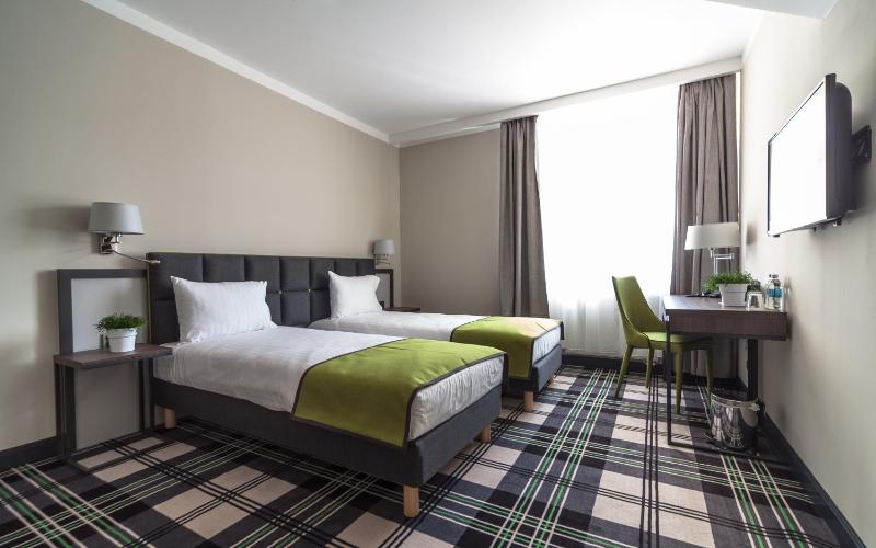 Double or Twin Room image 3