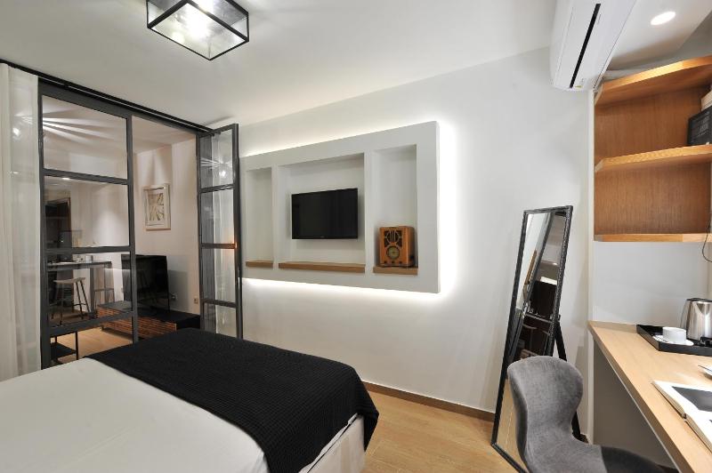 Alter Ego Residence - image 12