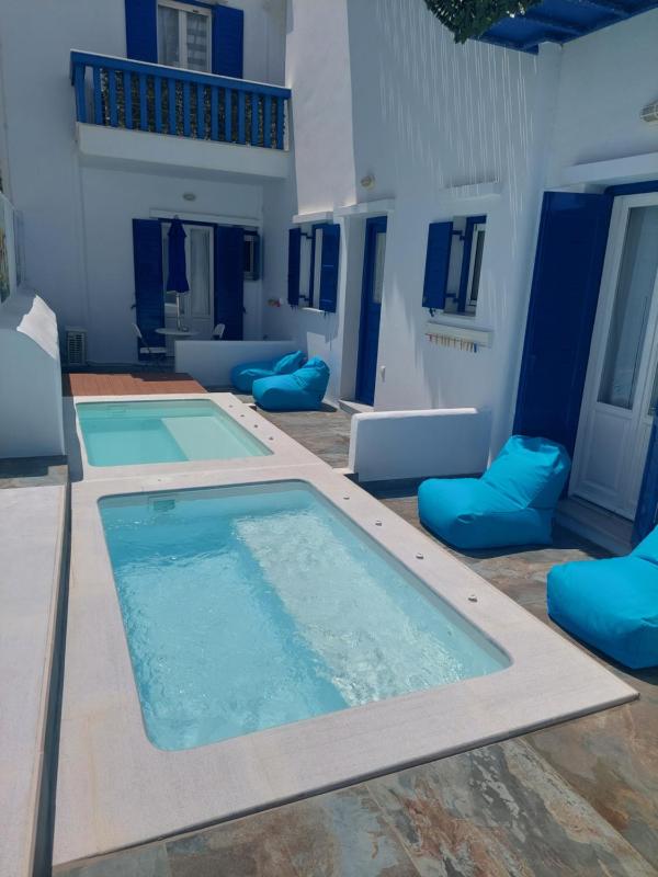 Deluxe Double or Twin Room with Spa Bath image 3