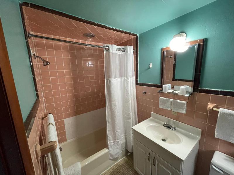 Standard Double Room - Non-Smoking  image 2