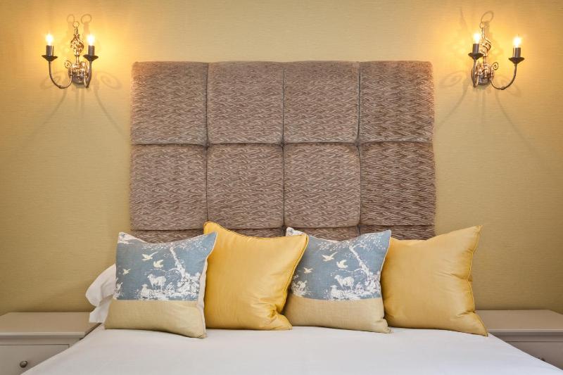 Cosy Double Room image 4