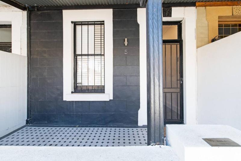 Lovely and Spacious 2-bedroom home in Norwood - image 15