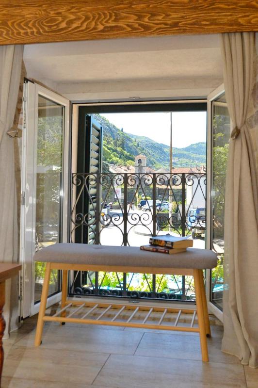 Old Town View - Romantic & Super Stylish - image 15